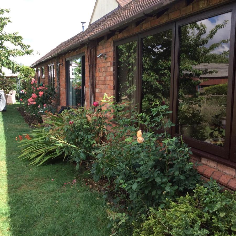 Nightingale B&B Pershore Exterior photo